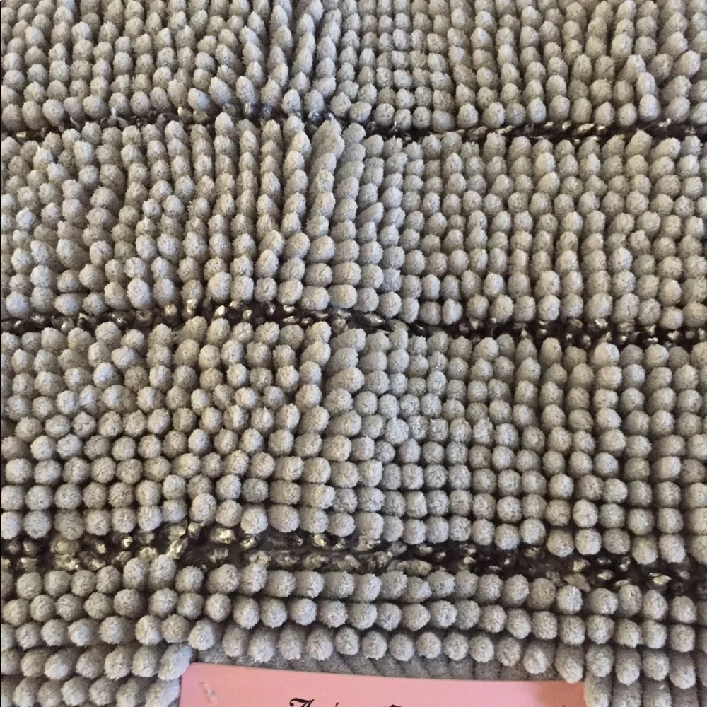 Juicy couture chenille bath rug, NWT